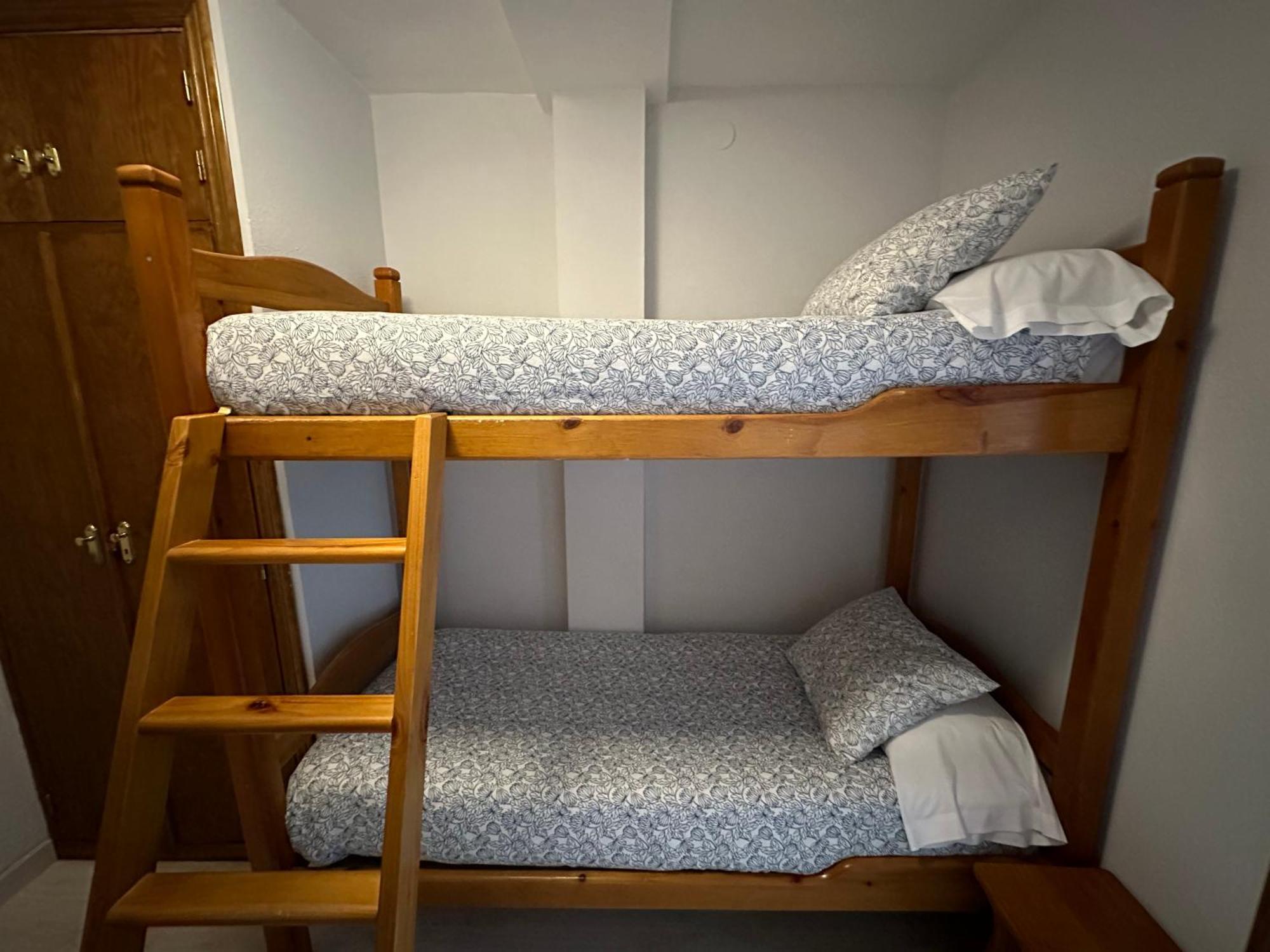 Apartamentos Tirol Formigal Eksteriør billede