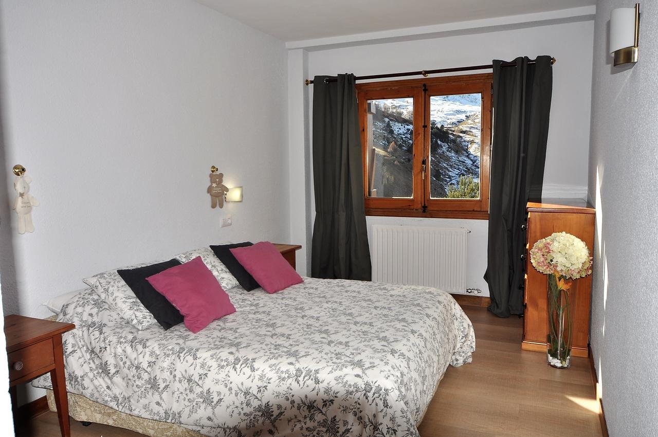 Apartamentos Tirol Formigal Eksteriør billede